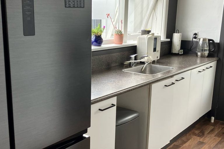 Photo of property in 12 Elderlee Street, Milton, 9220