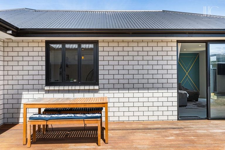 Photo of property in 22 Smitham Drive, Cromwell, 9310