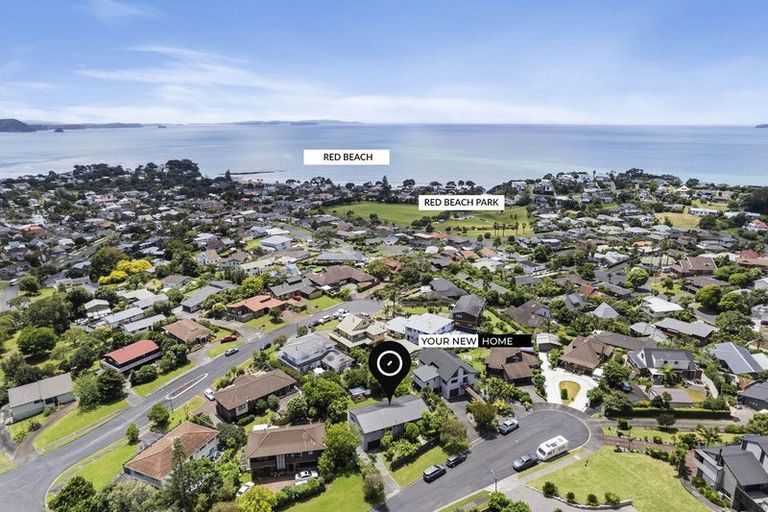 Photo of property in 5 Higham Ferrers Place, Red Beach, 0932