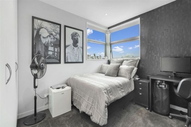 Photo of property in 81 Aston Drive, Waimairi Beach, Christchurch, 8083