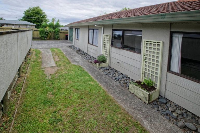 Photo of property in 72c Bellevue Road, Brookfield, Tauranga, 3110