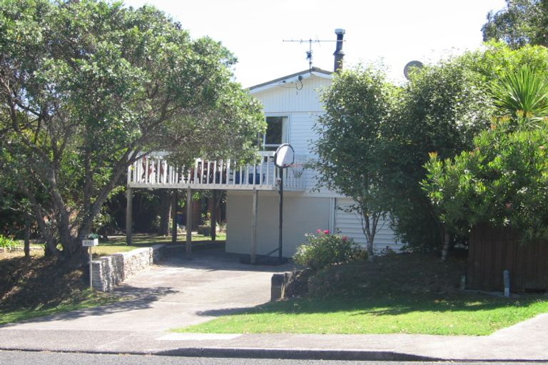 Photo of property in 201 Manuka Road, Bayview, Auckland, 0629