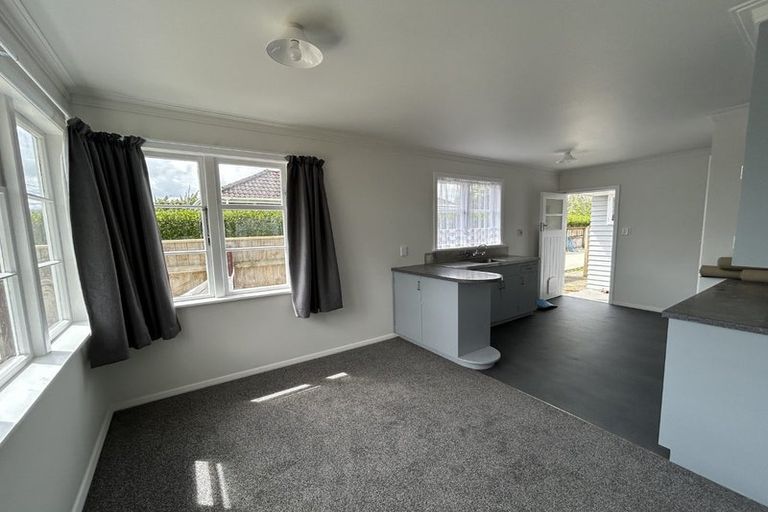 Photo of property in 20 Rutland Street, Levin, 5510