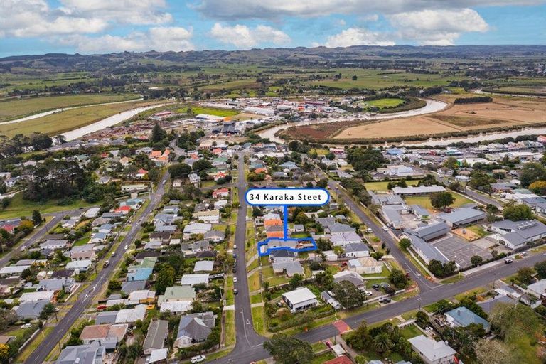 Photo of property in 34 Karaka Street, Helensville, 0800