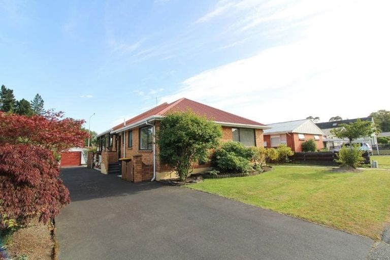Photo of property in 47 Kinmont Crescent, Kinmont Park, Mosgiel, 9024