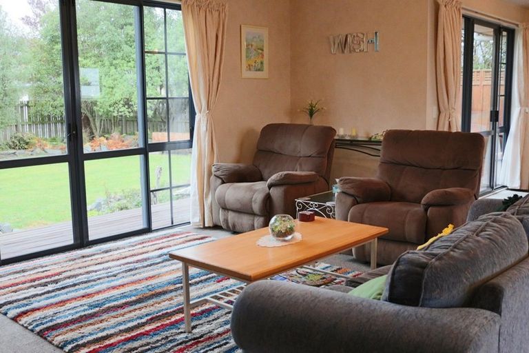 Photo of property in 11 Pitman Place, Waimate, 7924