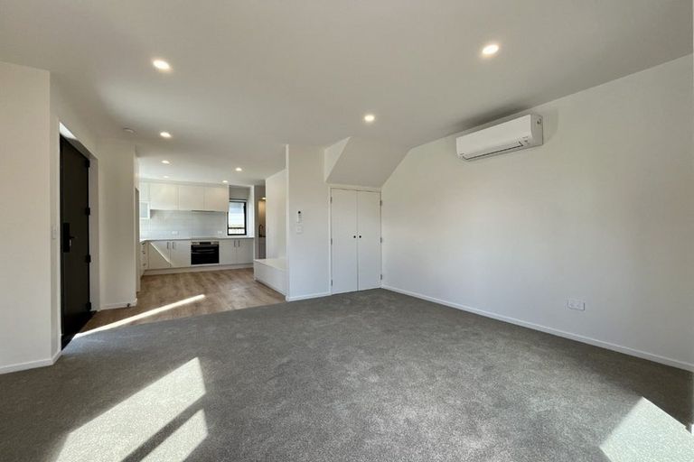 Photo of property in 5/107 Smith Street, Woolston, 8062