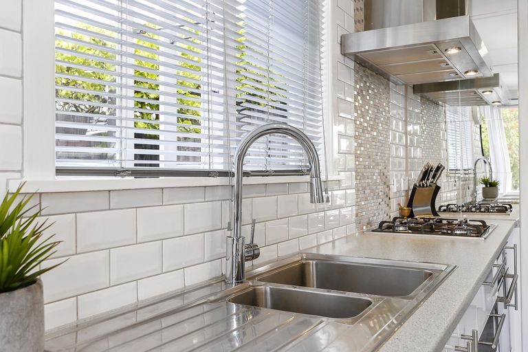 Photo of property in 55 Cliff View Drive, Green Bay, Auckland, 0604