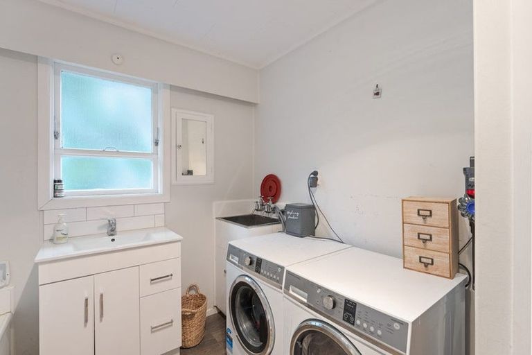 Photo of property in 26a Tilley Road, Paekakariki, 5034