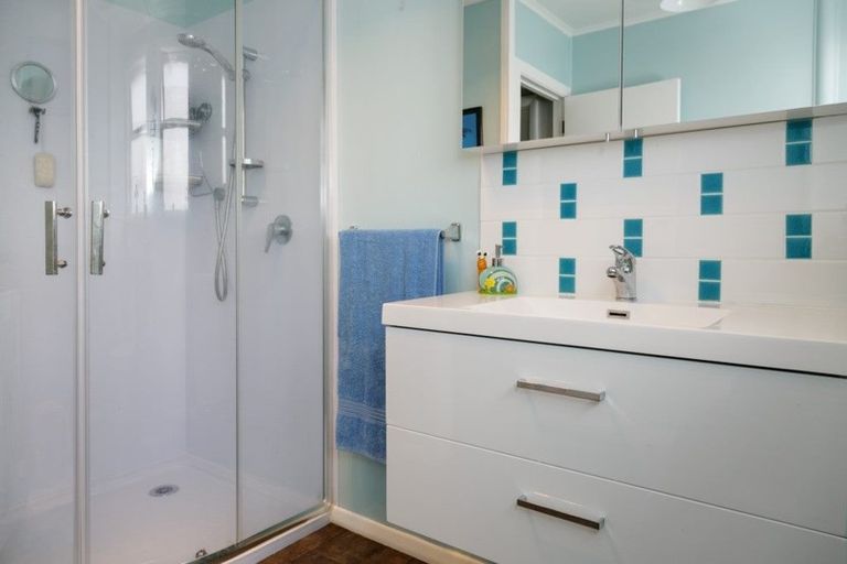 Photo of property in 1 Rangiora Crescent, Wairakei, Taupo, 3332