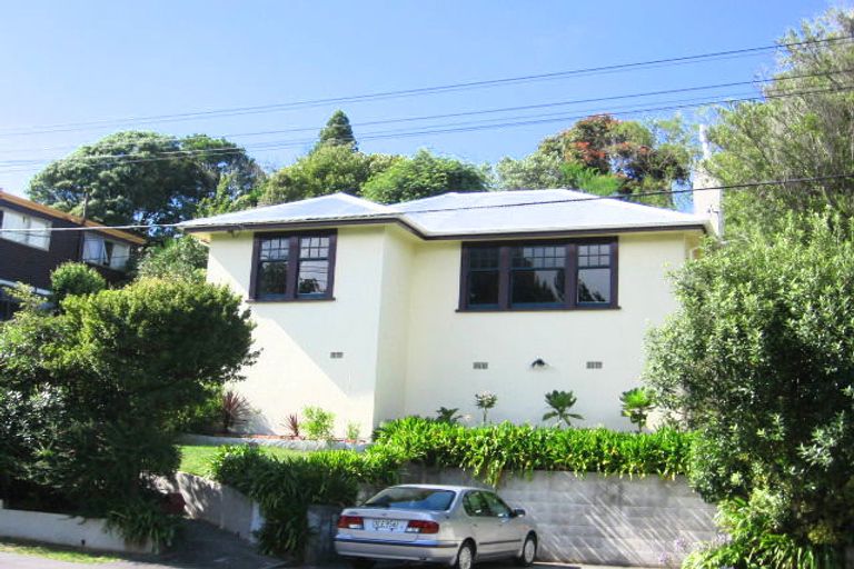 Photo of property in 23 Cockayne Road, Khandallah, Wellington, 6035