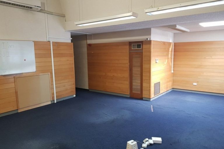 Photo of property in 6 Young Street, New Plymouth, 4310