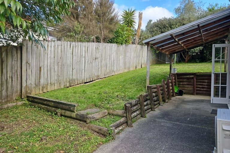 Photo of property in 10 Illana Place, Ranui, Auckland, 0612