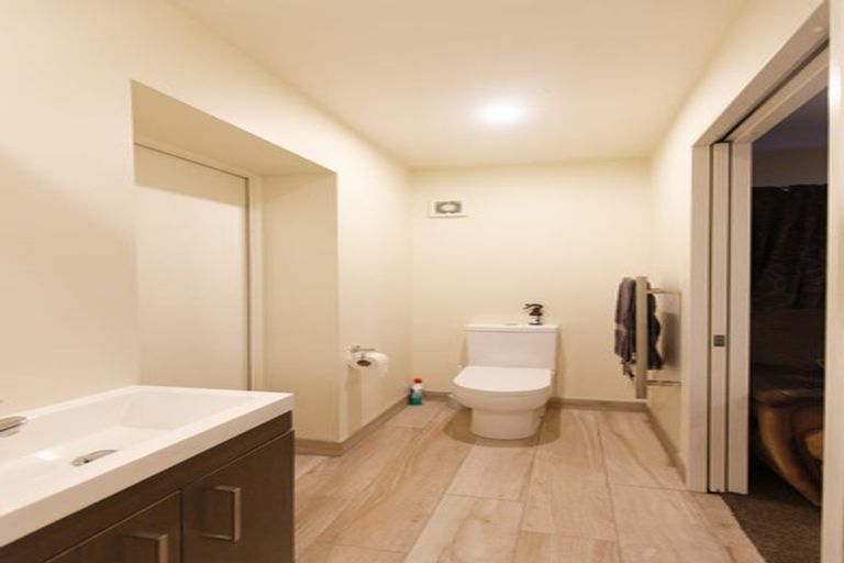 Photo of property in 18 Woodside Common, Westmorland, Christchurch, 8025