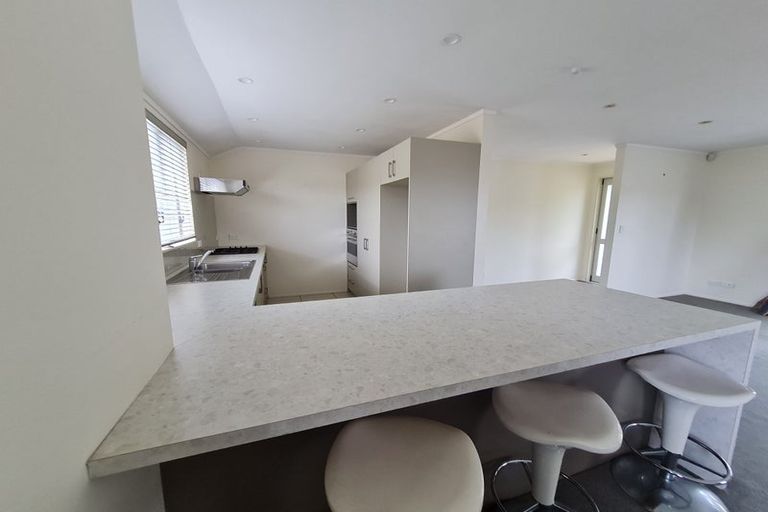 Photo of property in 28 Helvetia Grove, Naenae, Lower Hutt, 5011