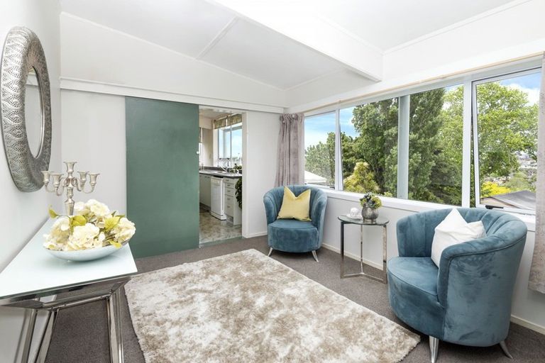 Photo of property in 145 Bleakhouse Road, Mellons Bay, Auckland, 2014