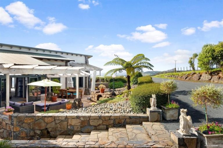 Photo of property in 288 Maxted Road, Bombay, Drury, 2579