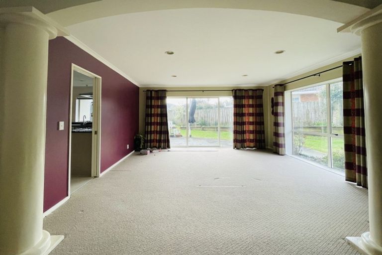 Photo of property in 6 Etwall Court, Dannemora, Auckland, 2016