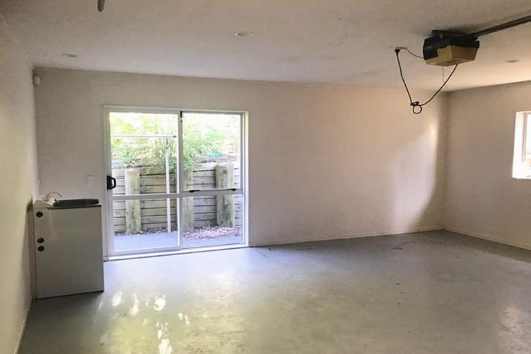 Photo of property in 14 Amaretto Avenue, Flat Bush, Auckland, 2019