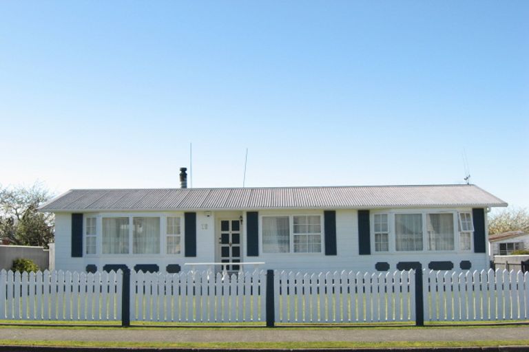 Photo of property in 19 Bell Street, Marton, 4710