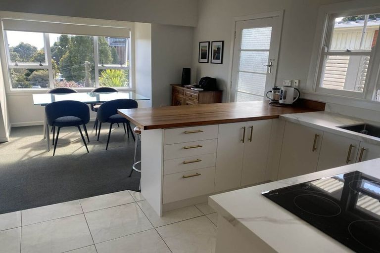 Photo of property in 5c Pendarves Street, New Plymouth, 4310