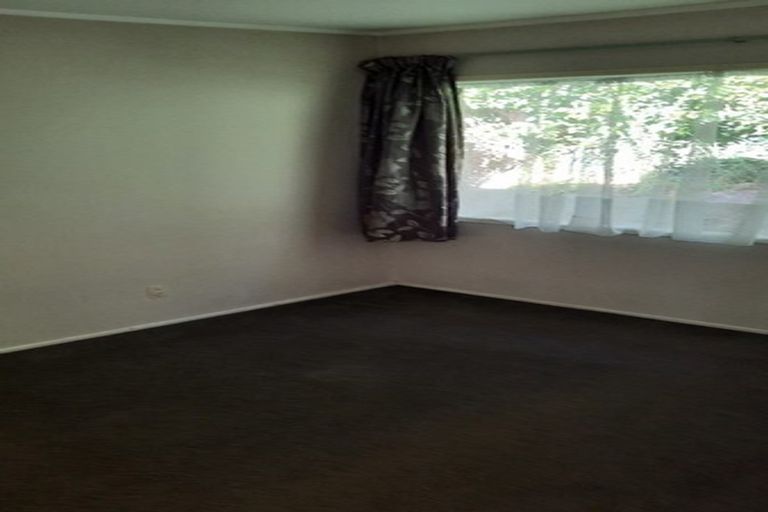 Photo of property in 2/10 Waratah Street, Birkenhead, Auckland, 0626