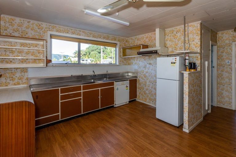 Photo of property in 194 Main Sh25 Road, Tairua, 3508