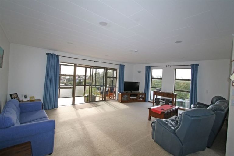 Photo of property in 17a Acacia Place, Bell Block, New Plymouth, 4312