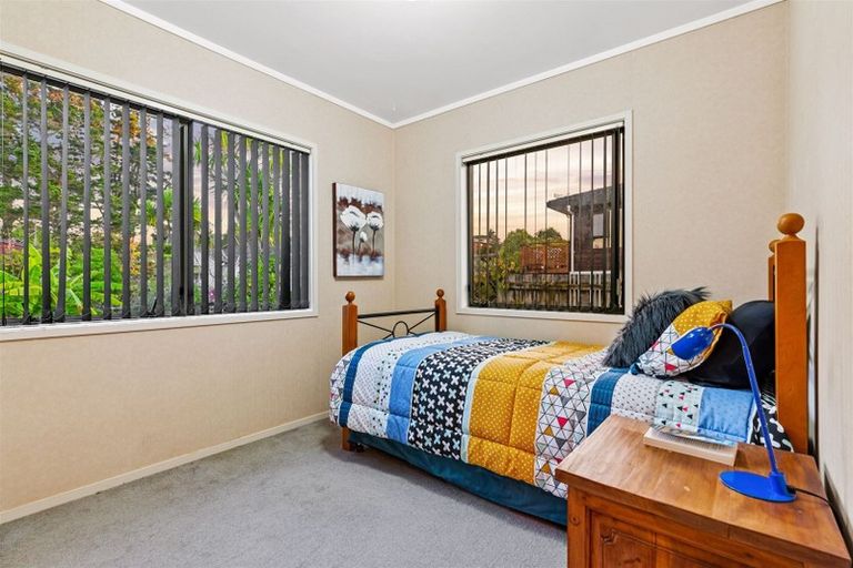 Photo of property in 31 Sturm Avenue, Massey, Auckland, 0614