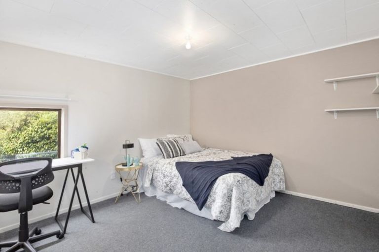 Photo of property in 94 Lord Street, Stokes Valley, Lower Hutt, 5019