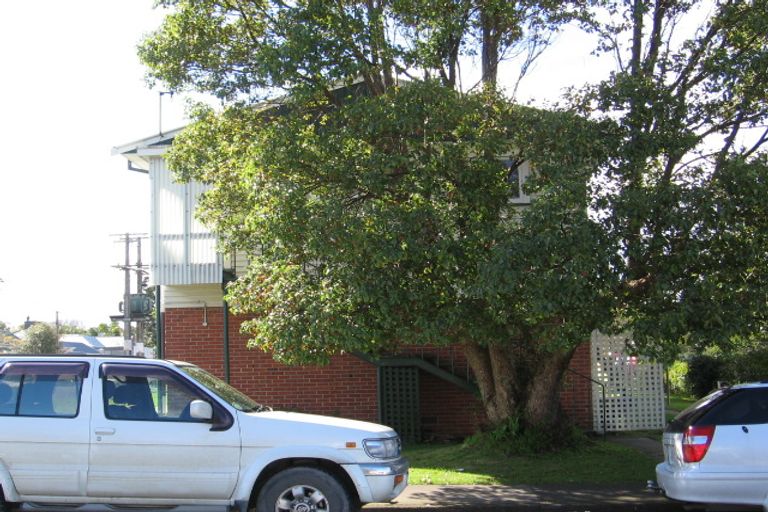 Photo of property in 1 Grey Street, Regent, Whangarei, 0112