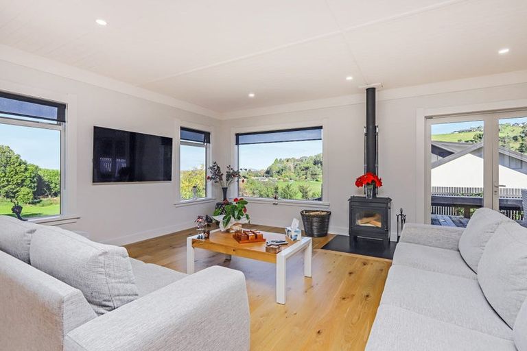 Photo of property in 3a Ridgeway Terrace, Taradale, Napier, 4112