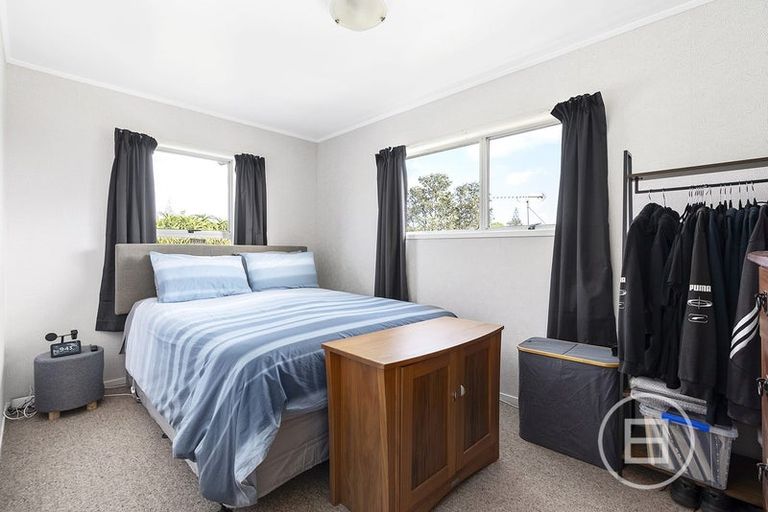 Photo of property in 2/24 Glynnbrooke Street, Te Atatu South, Auckland, 0610