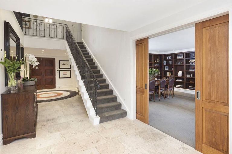 Photo of property in 87 Merivale Lane, Merivale, Christchurch, 8014