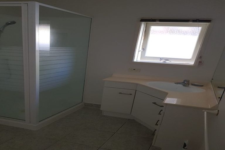 Photo of property in 11 Theodora Place, Mairangi Bay, Auckland, 0630