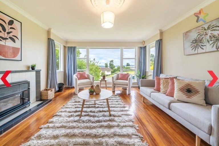 Photo of property in 27 Magnolia Grove, Maungaraki, Lower Hutt, 5010