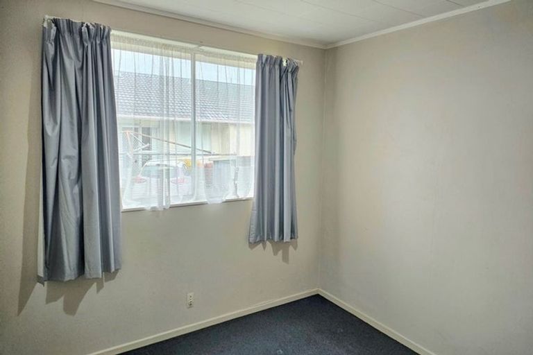 Photo of property in 3/16 Riverbank Street, Ebdentown, Upper Hutt, 5018