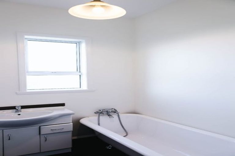 Photo of property in 24 Mount Street, Wakari, Dunedin, 9010