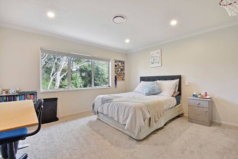 Photo of property in 2/11 Collie Street, Hillpark, Auckland, 2102