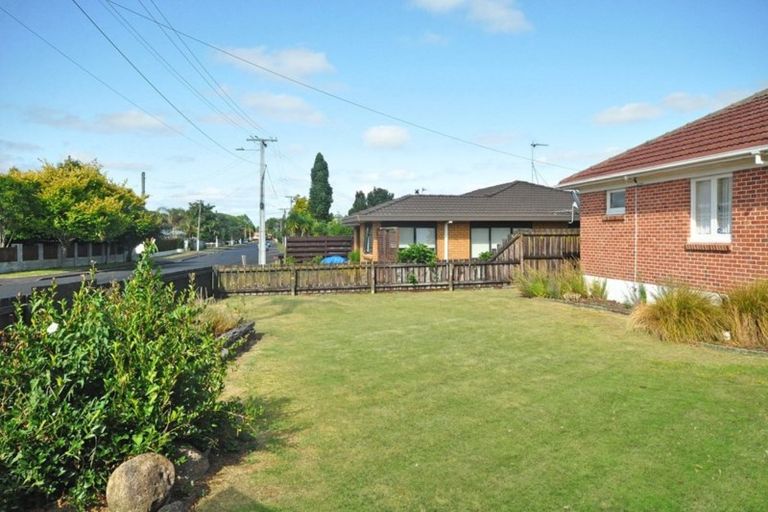 Photo of property in 1/3 Cameron Street, Papakura, 2110