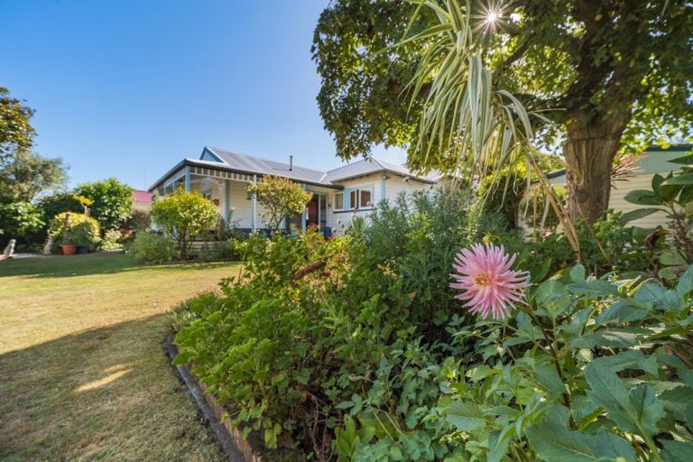 Photo of property in 136 Russell Street, Palmerston North, 4414