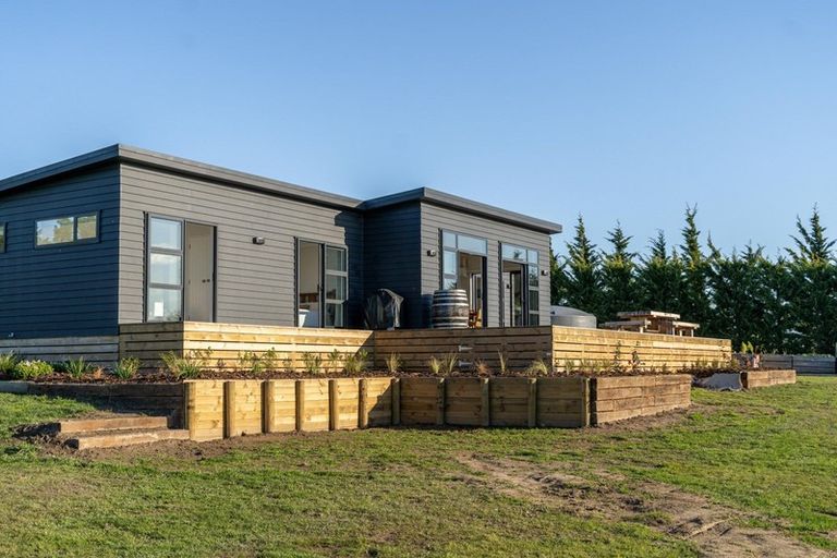 Photo of property in 24 Fraters Road, Martinborough, 5781