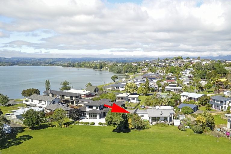 Photo of property in 8 Harbour View Road, Omokoroa, 3114