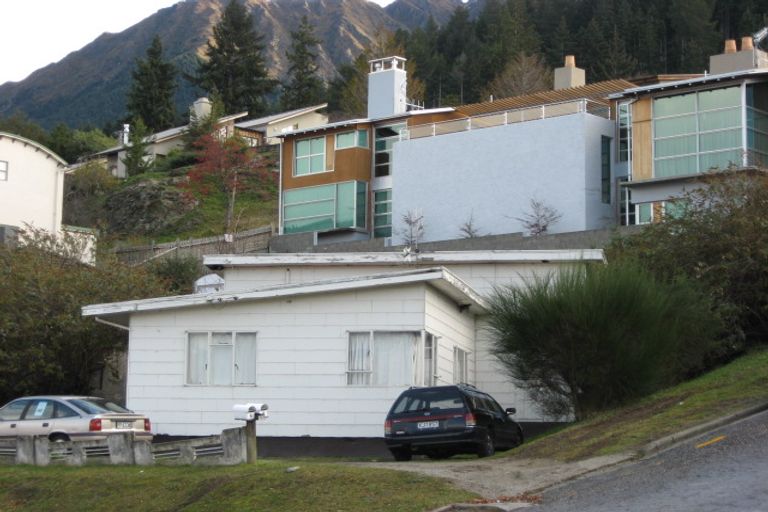 Photo of property in 105a-b Beach Street, Queenstown, 9300