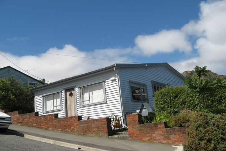 Photo of property in 10a Cornwall Road, Lyttelton, 8082