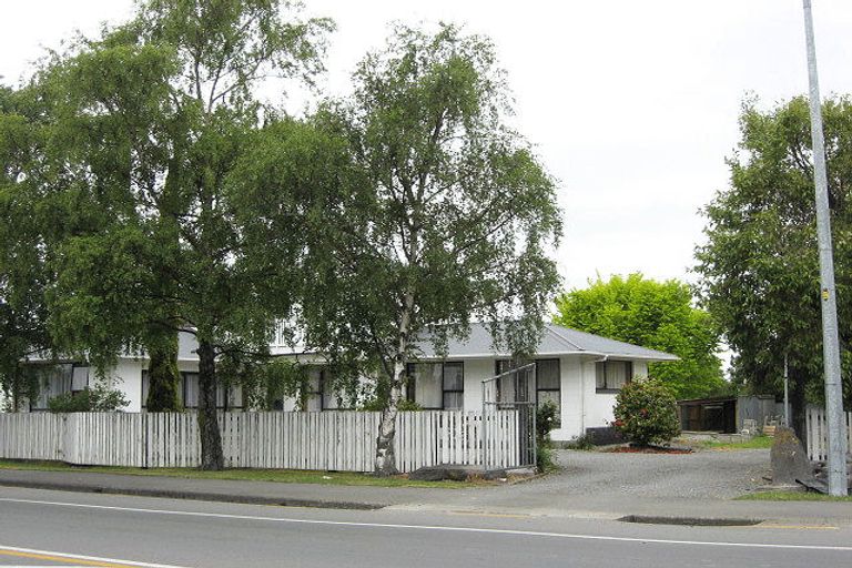 Photo of property in 239 Northbrook Road, Rangiora, 7400