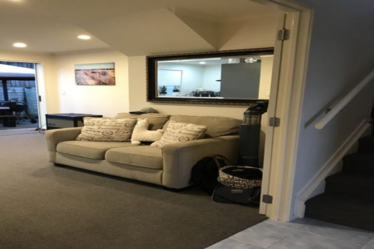 Photo of property in 19 Toomer Place, Beachlands, Auckland, 2018