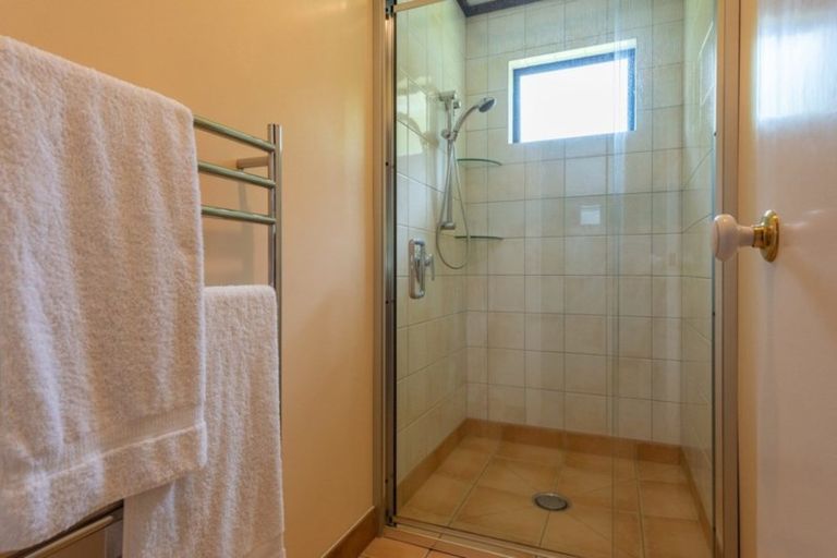Photo of property in 2 Nansen Place, Levin, 5510