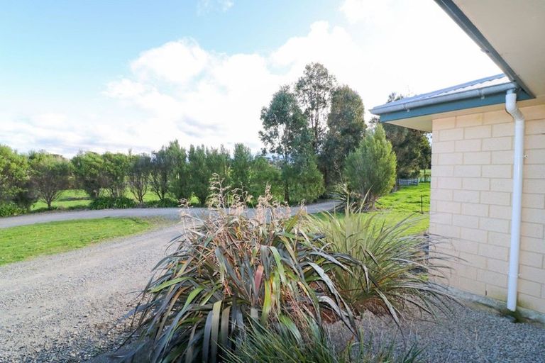 Photo of property in 75 Adelaide Road, Dannevirke, 4978