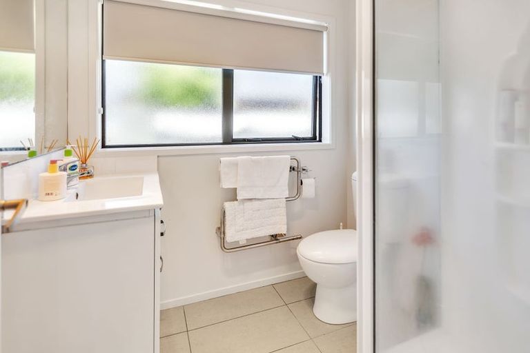 Photo of property in 4 Kipling Crescent, Owhata, Rotorua, 3010